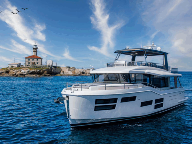 Grand Trawler Beneteau 62