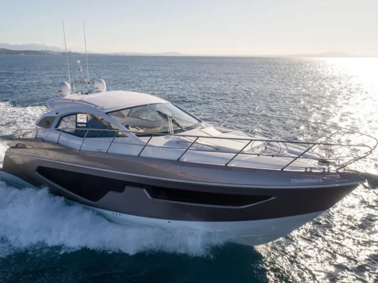 Sessa Marine C44 Cruiser